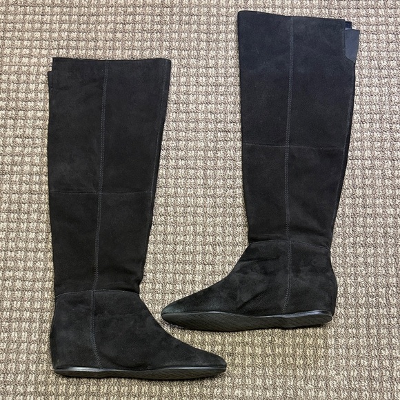 Tahari Shoes - Tahari "Shaw" Black Knee-High Suede Women's Boots sz 7